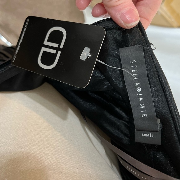 STELLA & JAMIE NEW NWT Black and Champagne Pleated Halter Open Back Dress Small - Picture 10 of 16